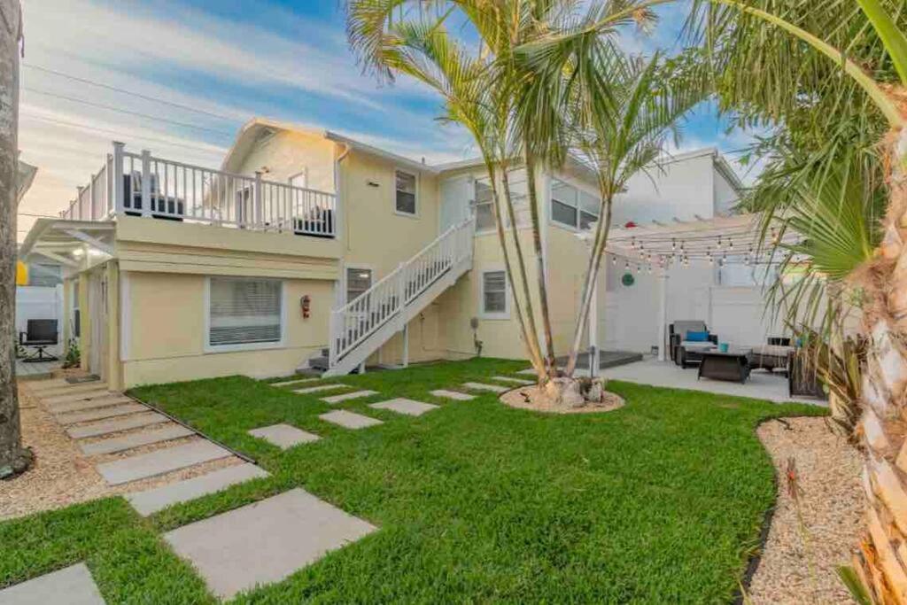 Lovely 2 Bedrooms, Steps Away From The Beach. Bradenton Beach Zewnętrze zdjęcie