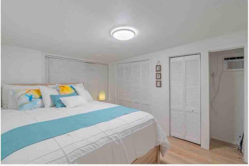 Lovely 2 Bedrooms, Steps Away From The Beach. Bradenton Beach Zewnętrze zdjęcie