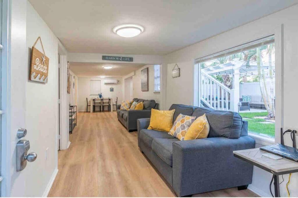 Lovely 2 Bedrooms, Steps Away From The Beach. Bradenton Beach Zewnętrze zdjęcie