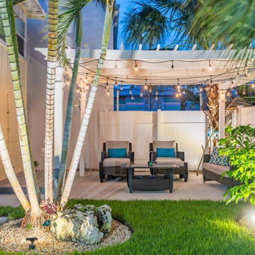 Lovely 2 Bedrooms, Steps Away From The Beach. Bradenton Beach Zewnętrze zdjęcie